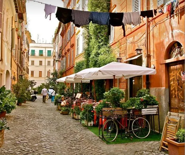Lux Me - Jacuzzi & Suites Trastevere Roma